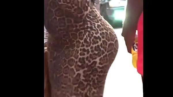 Grandes Increíble BOOTY WALKING con un vestido sexyvídeos cálidos