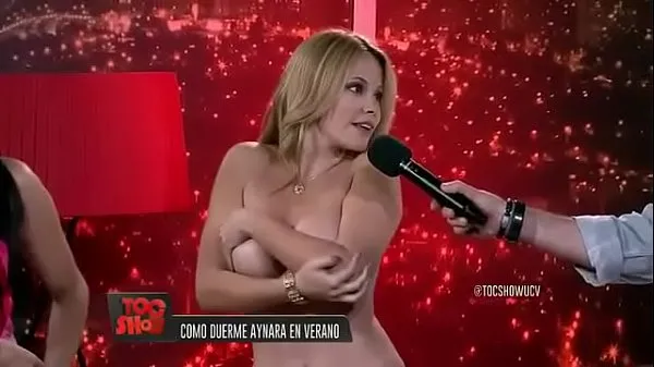 Grandes Aynara nos revela su sexy cuerpovídeos cálidos