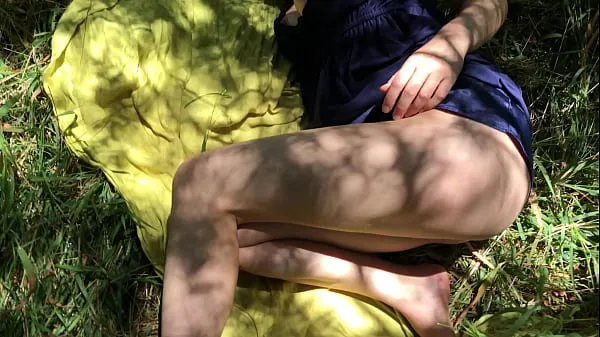 Isoja Nympho teen in the woods fucked by woodcutter - Erin Electra lämpimiä videoita