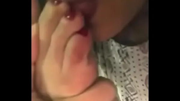 大 sucking her feets Part1 温暖的视频