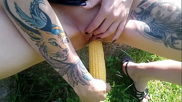 Big Lucy Ravenblood fucking pussy with corn in public warm Videos