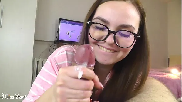 Big Cute girl scribbling a dick with a gentle hand and lips warm Videos