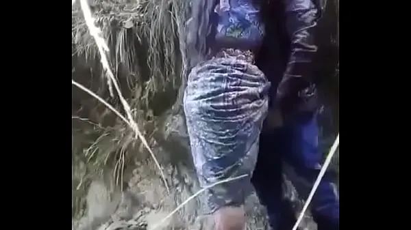 Grosses Il laisse baiser dans la montagne vidéos chaleureuses