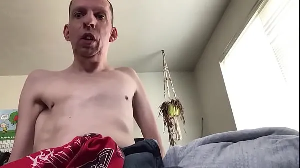 مقاطع فيديو رائعة Disabled man shows off his big cock رائعة