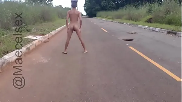 Andando pelado na rua Video hangat besar