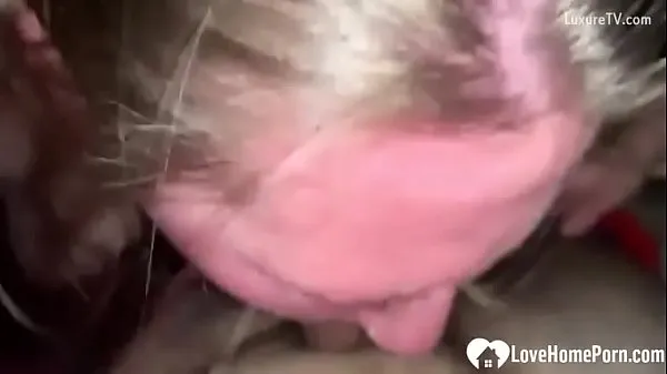 Veliki Horny girls share a dick topli videoposnetki