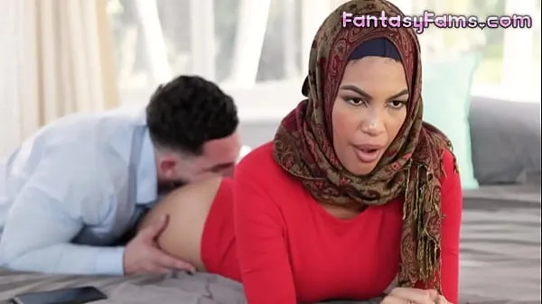 크고 Fucking Muslim Converted Stepsister With Her Hijab On - Maya Farrell, Peter Green - Family Strokes 따뜻한 동영상