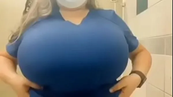 Super huge tits Video hangat besar