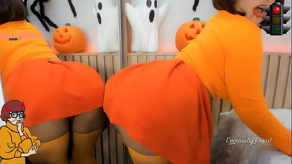 Big Zoombie Velma Dinckley Scooby Doo cosplay for halloween red light green light game, sucking hard on her dildo and teasing with her butt plug, do you want to play warm Videos