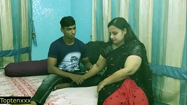大 印度青少年男孩在家里偷偷地操他性感的辣哥！！ 最好的印度青少年性行为 温暖的视频
