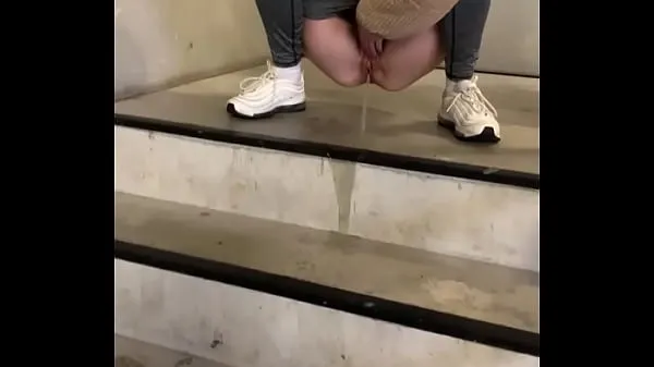 Nagy stair piss meleg videók