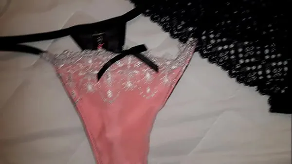 Great cumshot on my friend's thong Video ấm áp lớn