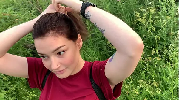 Grosses publique en plein air avec creampie d'une fille timide dans les buissons - Olivia Moore vidéos chaleureuses