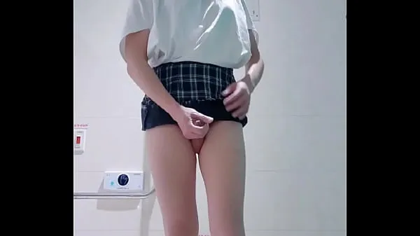 Big Pseudo-girl] Tingting masturbates in public places of warm Videos