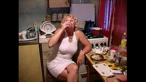 Grote A step mom fucked by her son in the kitchen river warme video's