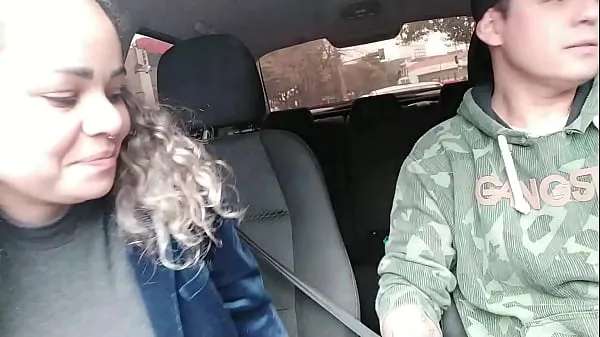 Große Einen Blowjob im Peugeot nehmenwarme Videos