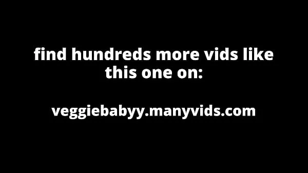 Grote messy pee, fingering, and asshole close ups - Veggiebabyy warme video's