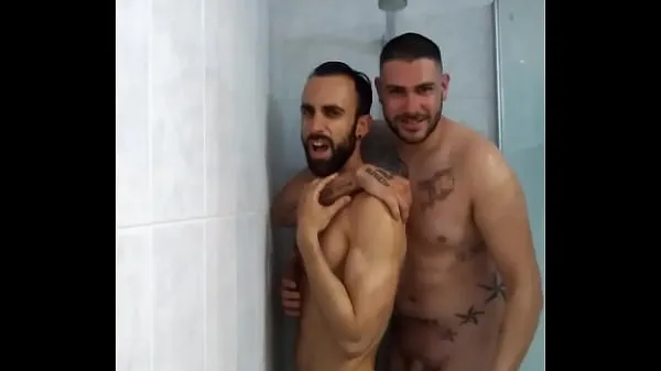 Me doy una ducha con mi amigo HETERO Video ấm áp lớn