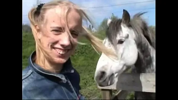 Grosses Les jeunes gars pour de l'argent - Sarah pour de l'argent vidéos chaleureuses